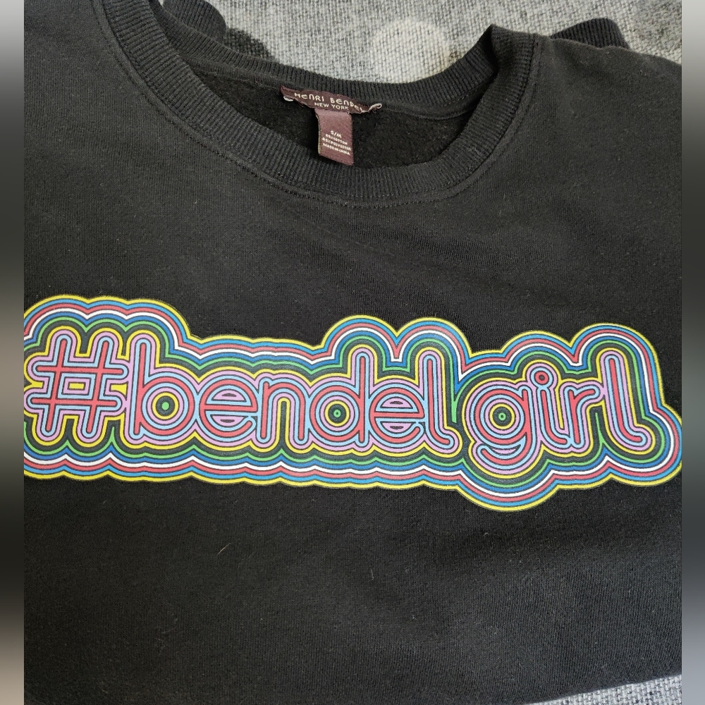 Henri Bendel Sweatshirt - Small